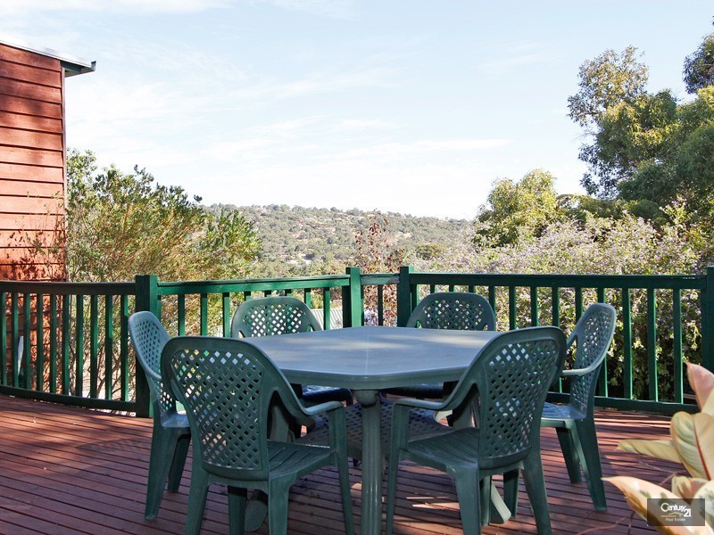 94 Roberts Road, Kelmscott WA 6111