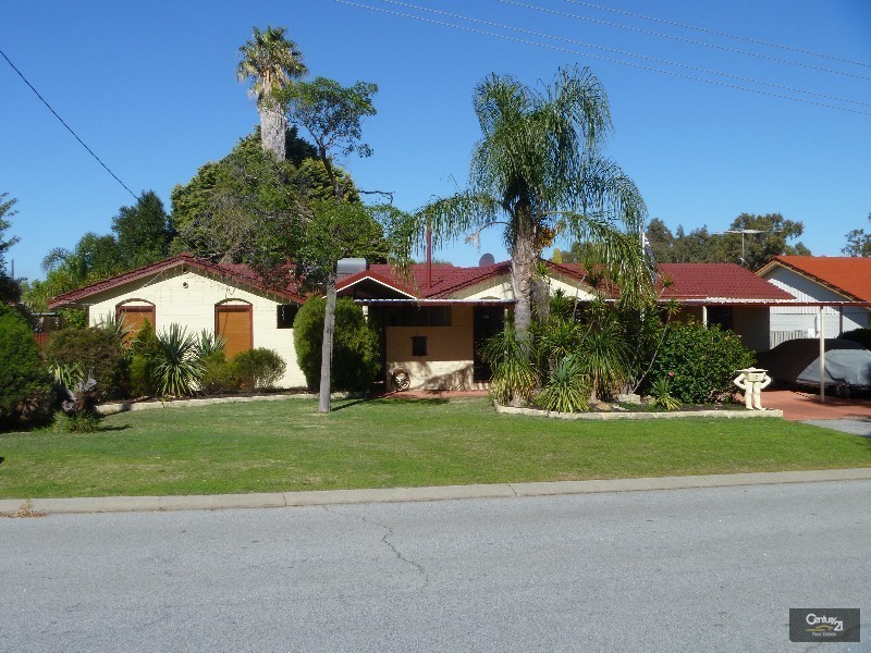 3 Tara Way, Kelmscott WA 6111