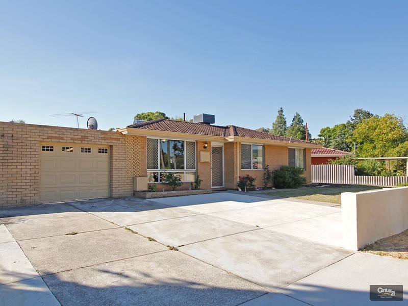 68 Lowana Way, Armadale WA 6112