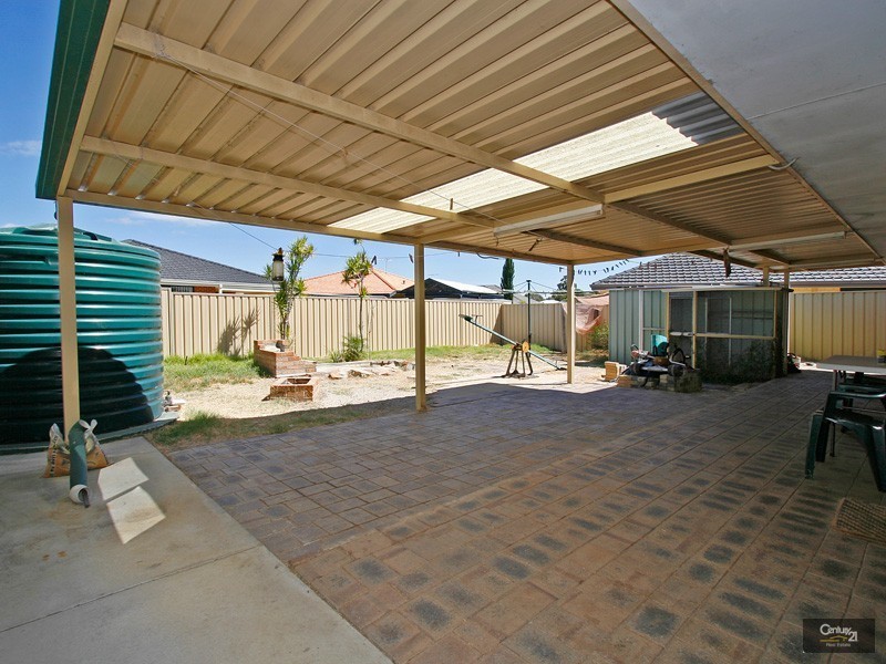 391 Westfield Road, Seville Grove WA 6112