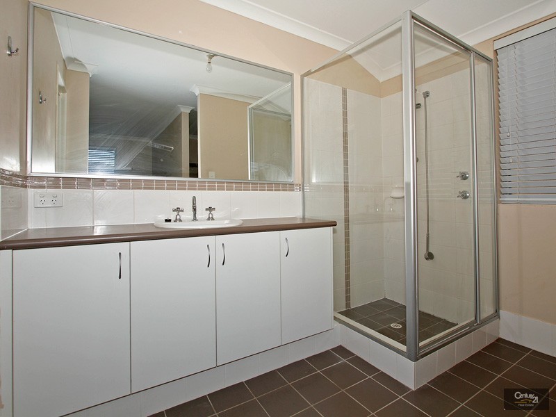 16 Portwine Avenue, Byford WA 6122