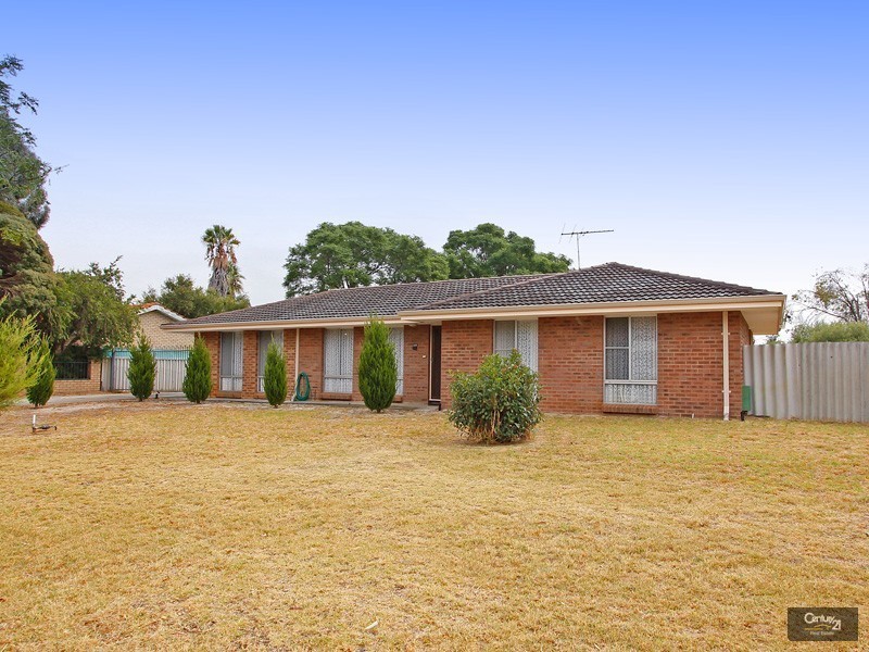 40 Cohuna Drive, Armadale WA 6112
