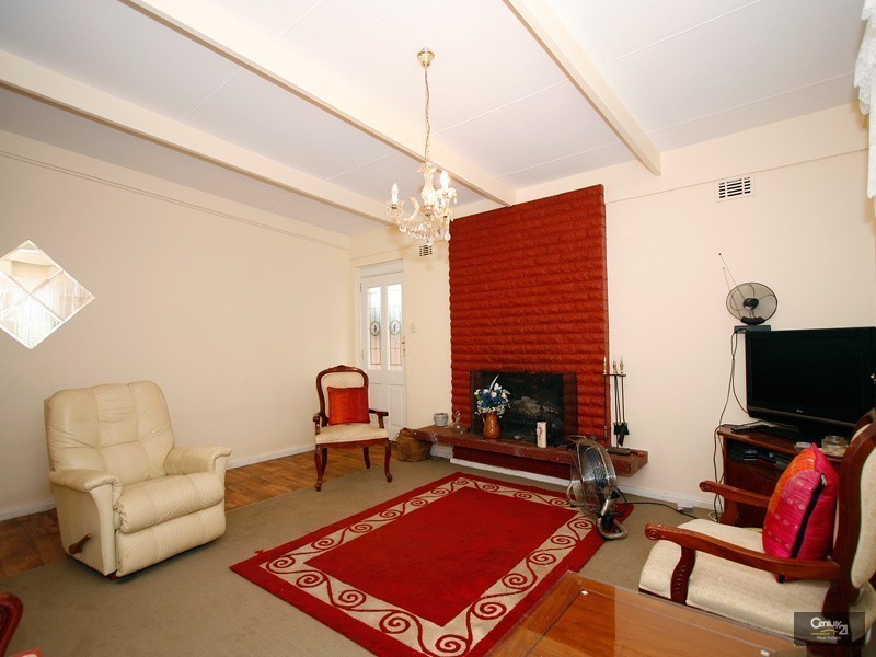 8 Beckenham Street, Beckenham WA 6107