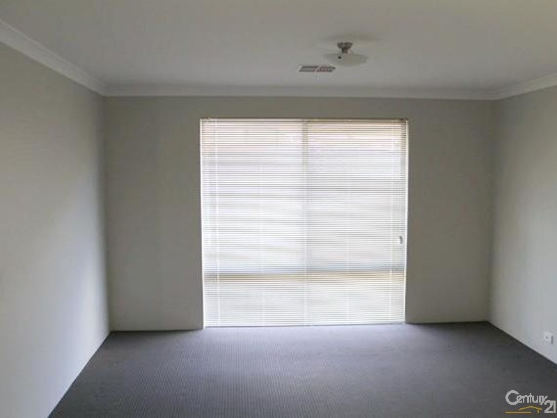 19 Blackberry Ramble, Byford WA 6122