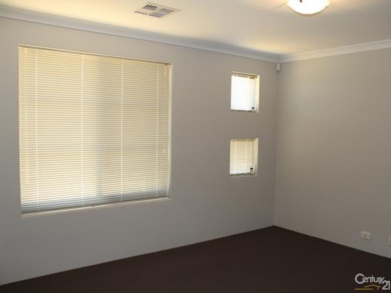 19 Blackberry Ramble, Byford WA 6122