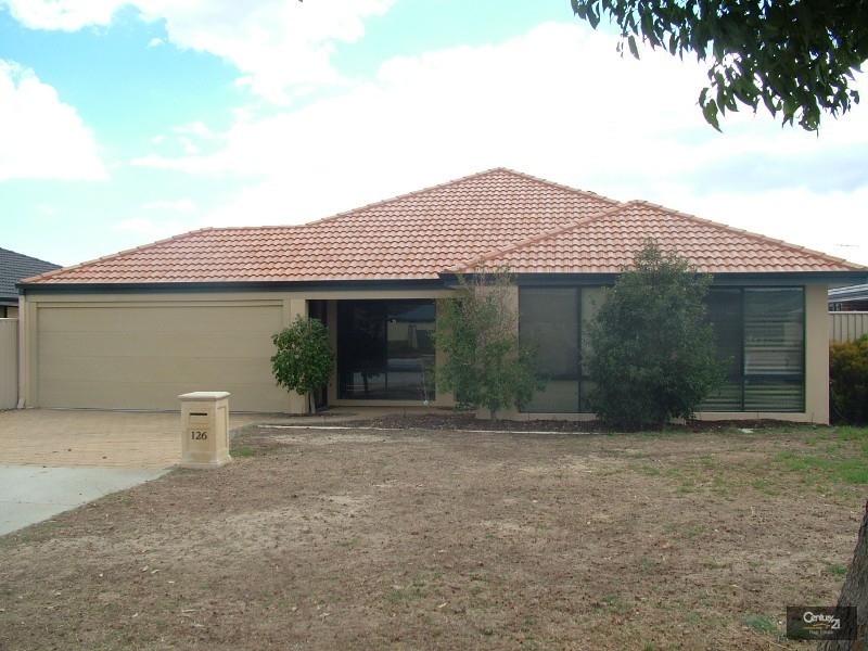 126 Seville Drive, Seville Grove WA 6112