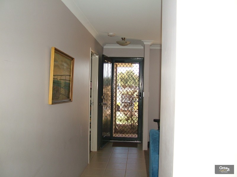 32 Fallon Place, Seville Grove WA 6112