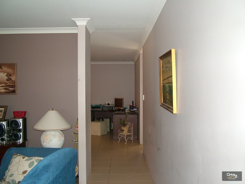 32 Fallon Place, Seville Grove WA 6112