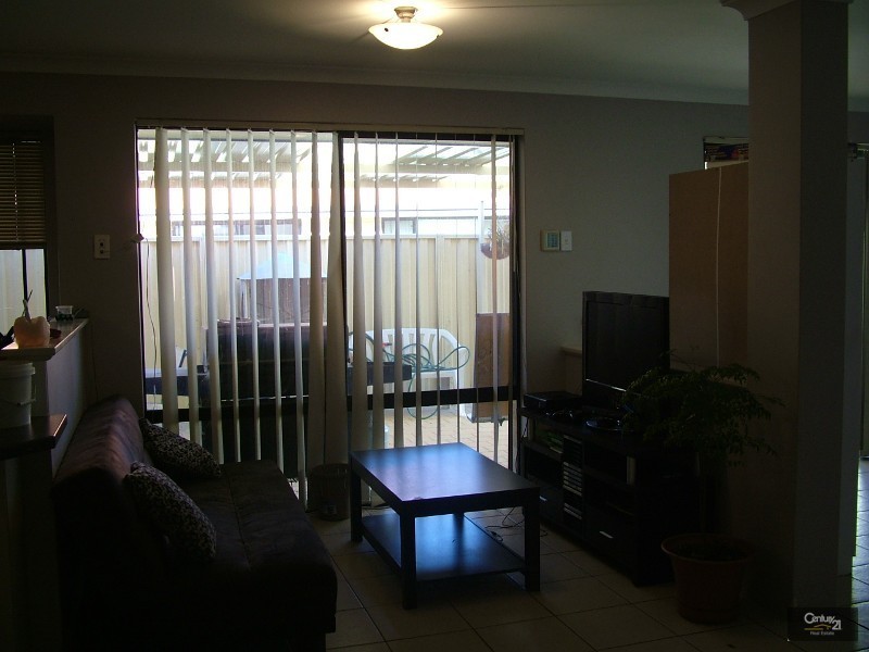 32 Fallon Place, Seville Grove WA 6112