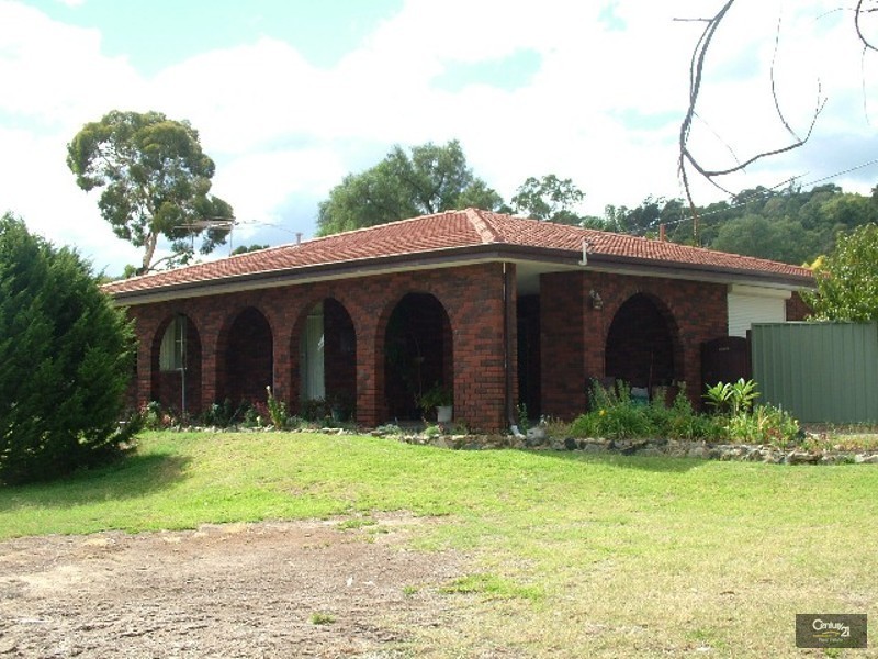 17 Kevin Road, Kelmscott WA 6111