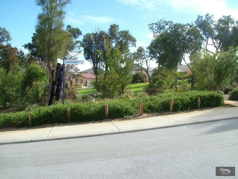 15 Bampton Road, Orelia WA 6167