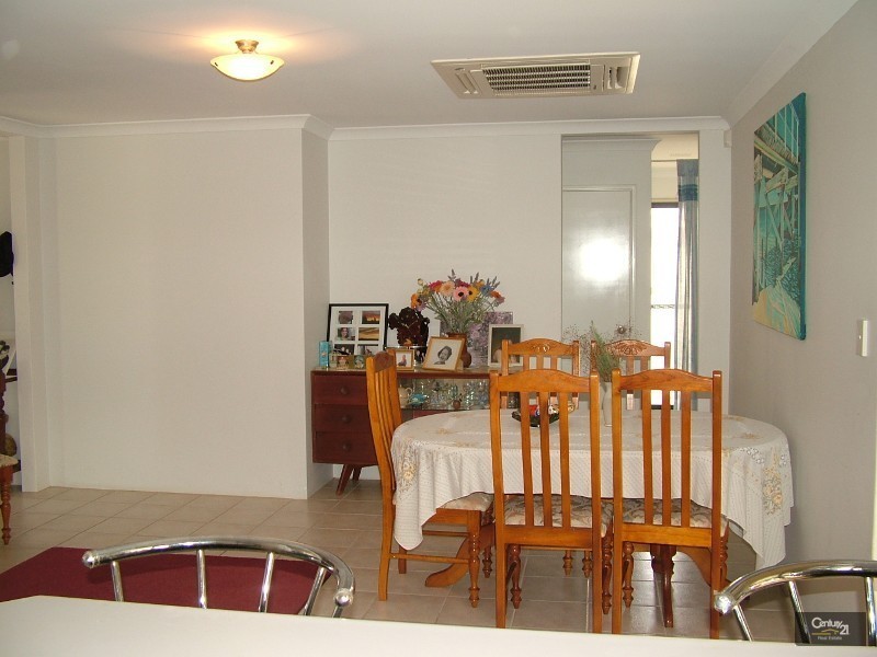 19a/19b Blay Road, Calista WA 6167