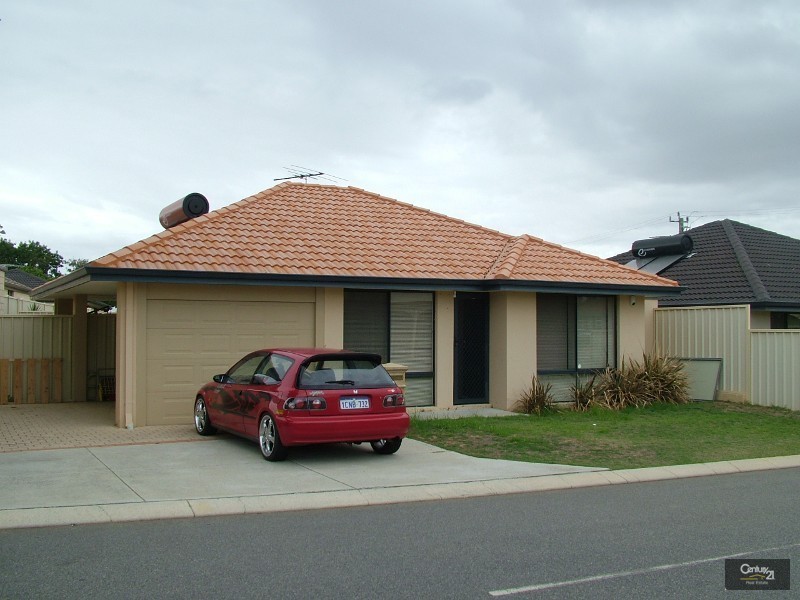 19a/19b Blay Road, Calista WA 6167