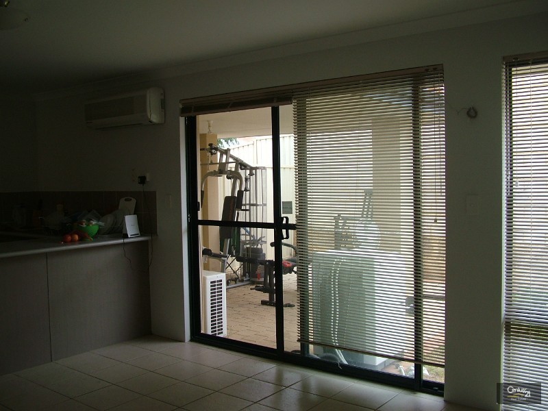 19a/19b Blay Road, Calista WA 6167