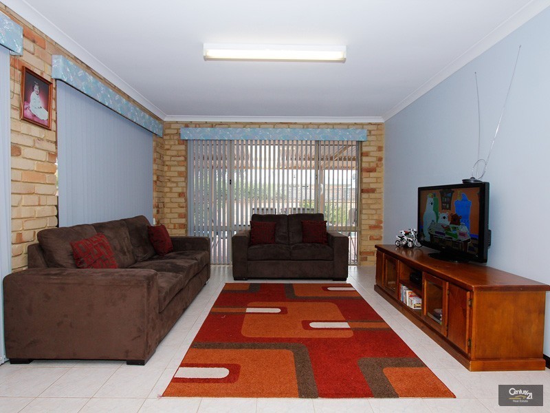 101 Seminole Gardens, Seville Grove WA 6112