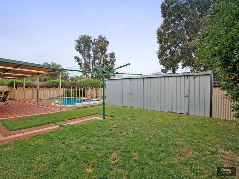 101 Seminole Gardens, Seville Grove WA 6112