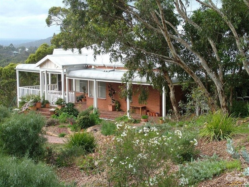 61 Locke Veiw, Bedfordale WA 6112