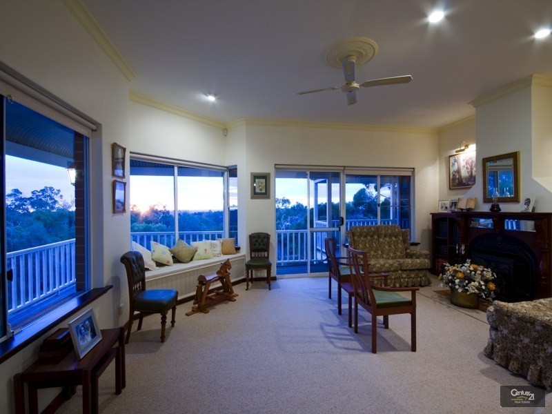 61 Locke Veiw, Bedfordale WA 6112