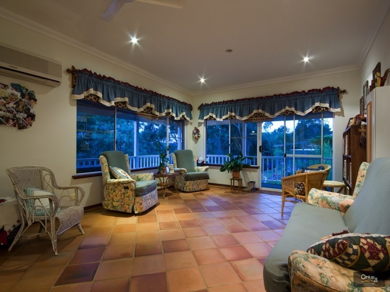 61 Locke Veiw, Bedfordale WA 6112