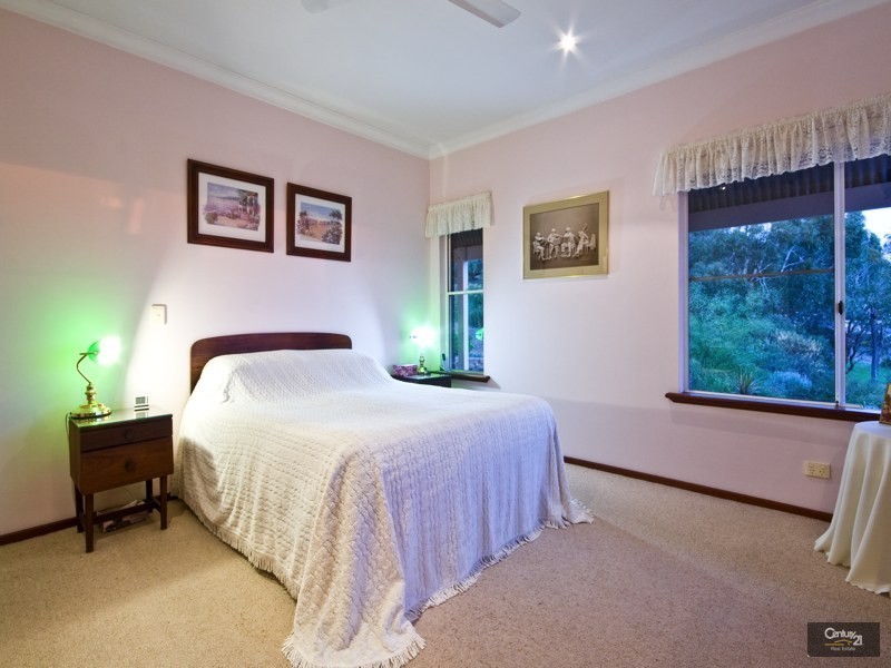 61 Locke Veiw, Bedfordale WA 6112