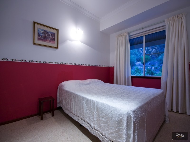 61 Locke Veiw, Bedfordale WA 6112