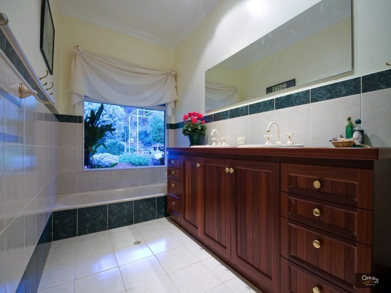 61 Locke Veiw, Bedfordale WA 6112