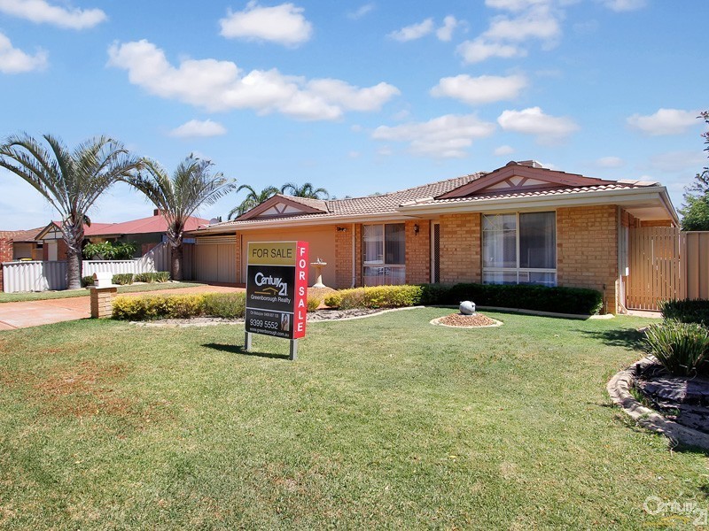27 Chisholm Circle, Seville Grove WA 6112