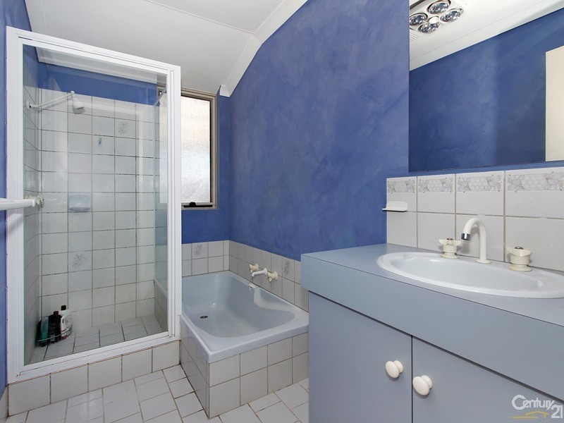 27 Chisholm Circle, Seville Grove WA 6112
