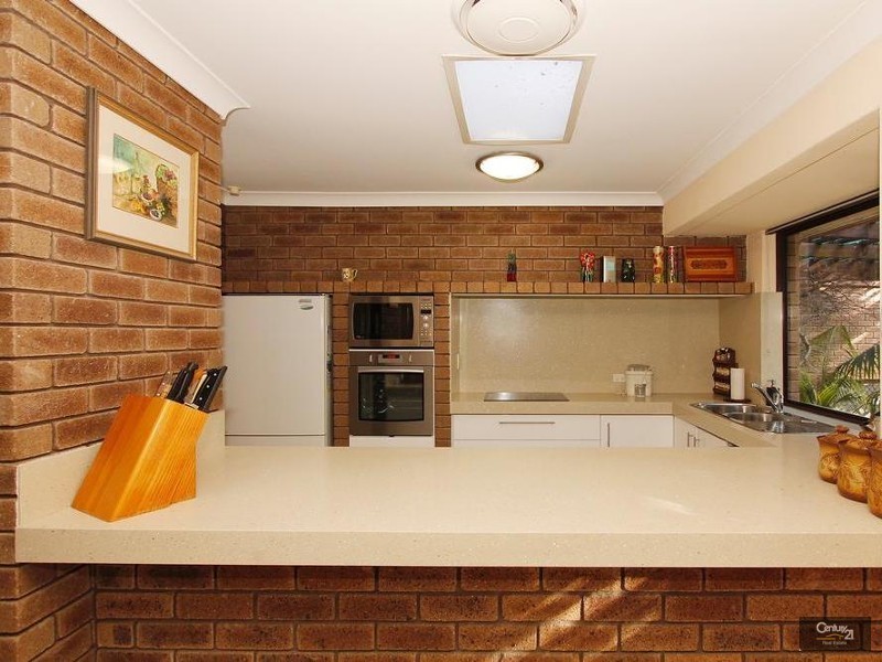 4 Gilcoe Place, Roleystone WA 6111