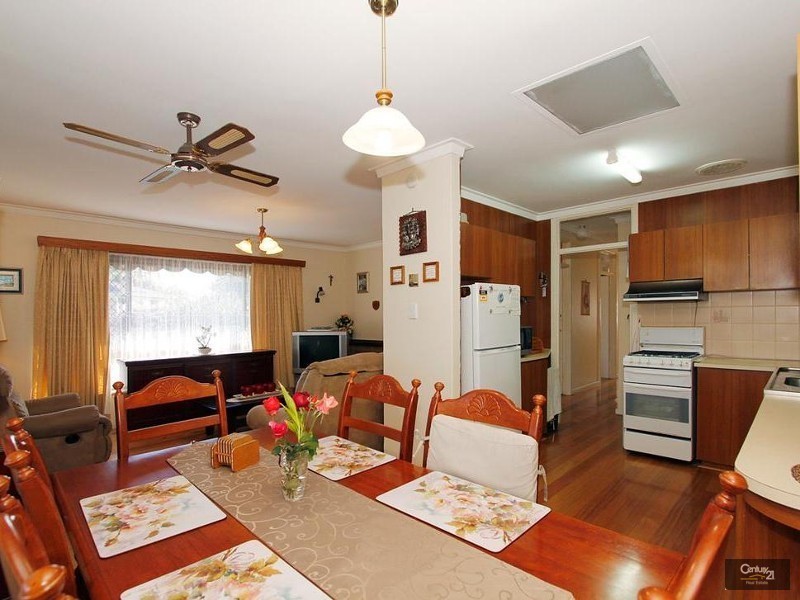 5 Amanda Drive, Camillo WA 6111