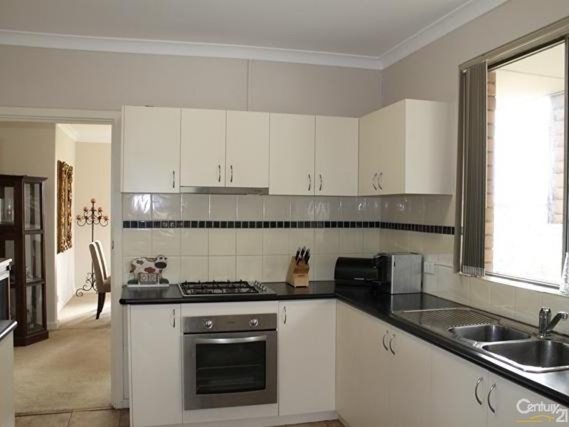 26 Carrick, Mount Richon WA 6112