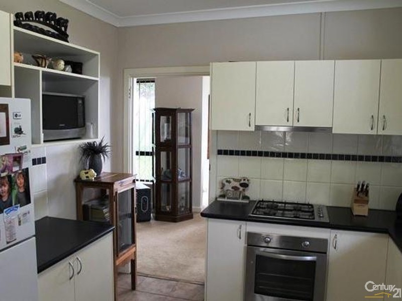 26 Carrick, Mount Richon WA 6112