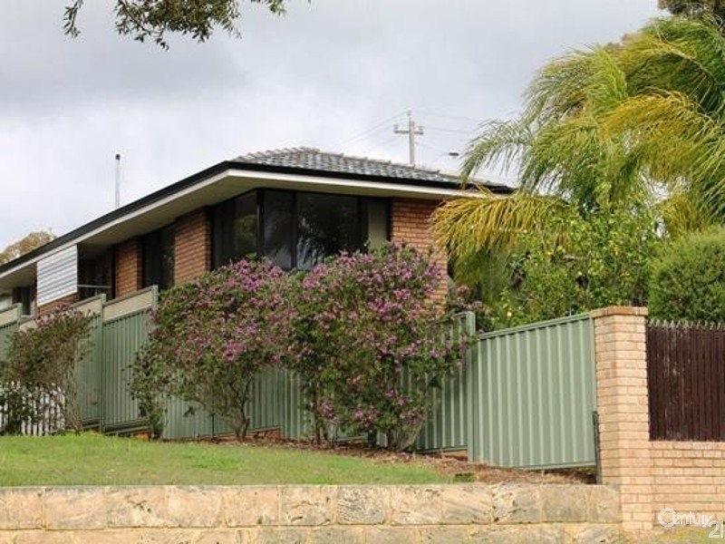 26 Carrick, Mount Richon WA 6112