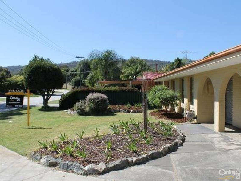 1 Tara Way, Kelmscott WA 6111
