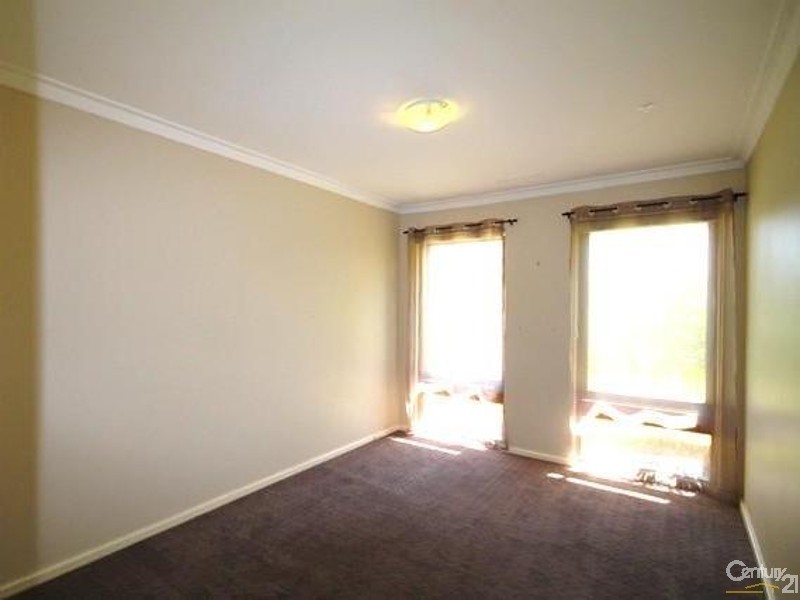 1 Tara Way, Kelmscott WA 6111