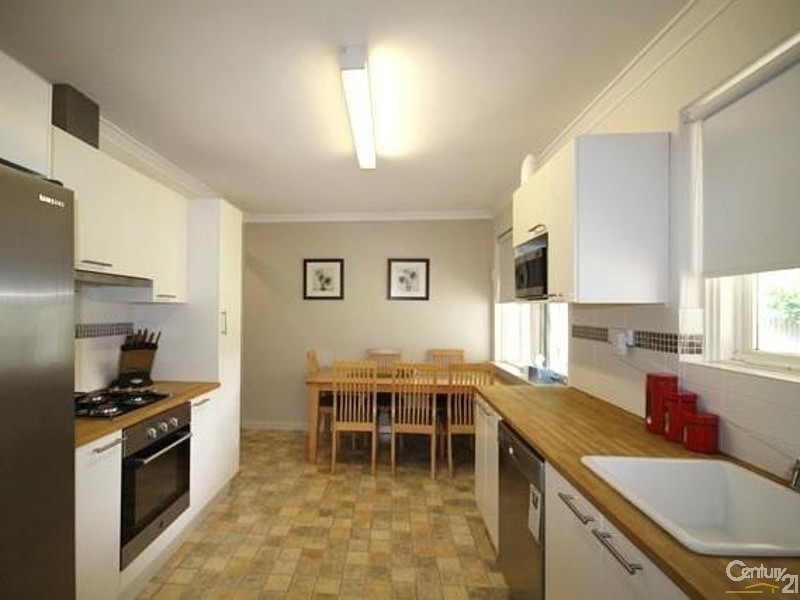 36 Lantana Way, Camillo WA 6111