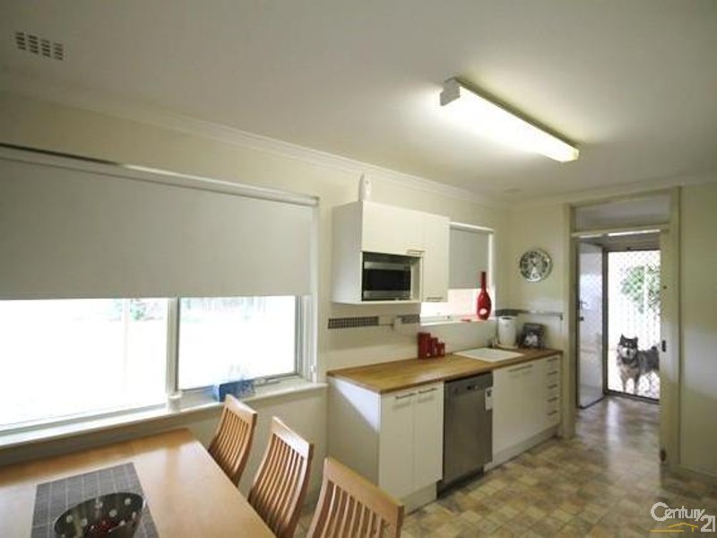 36 Lantana Way, Camillo WA 6111