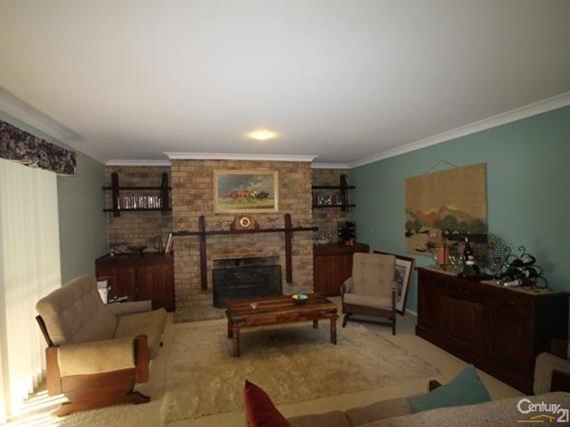 132 McNeil Road, Champion Lakes WA 6111