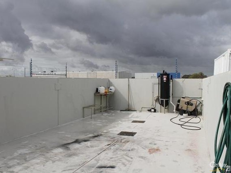 18 Blackburn Drive, Port Kennedy WA 6172