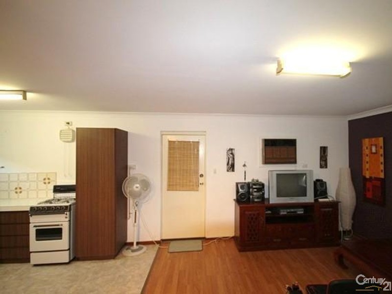 Kelmscott WA 6111