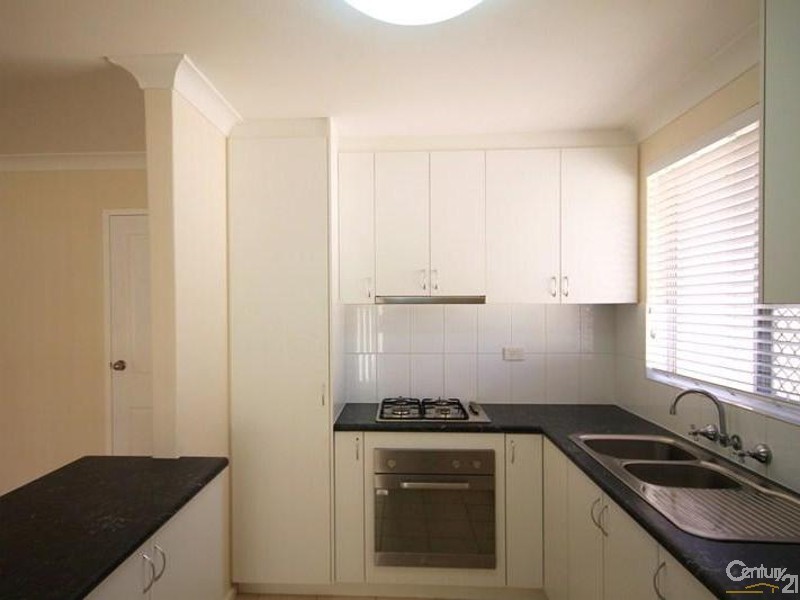 6 Narooma Street, Armadale WA 6112