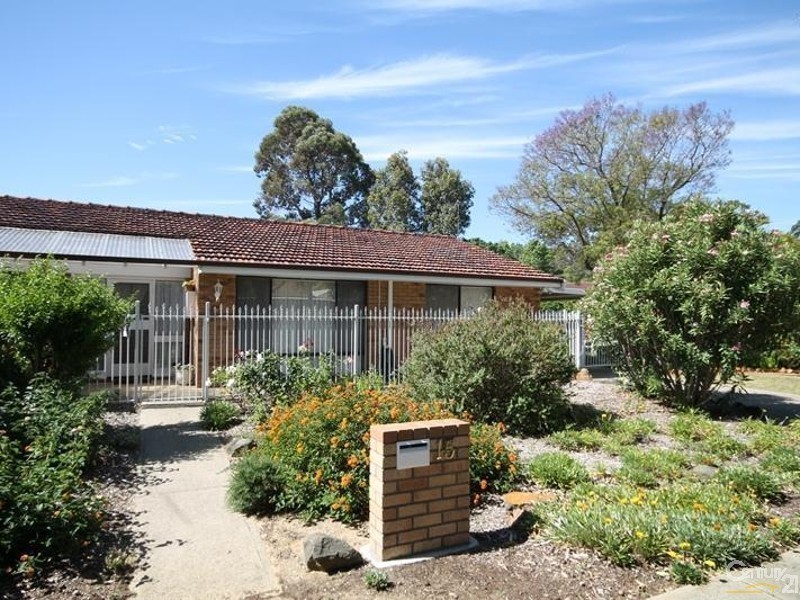 15 Sherbourne Way, Armadale WA 6112