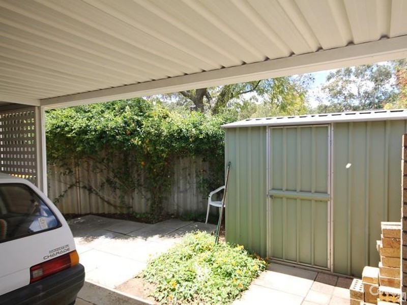 15 Sherbourne Way, Armadale WA 6112