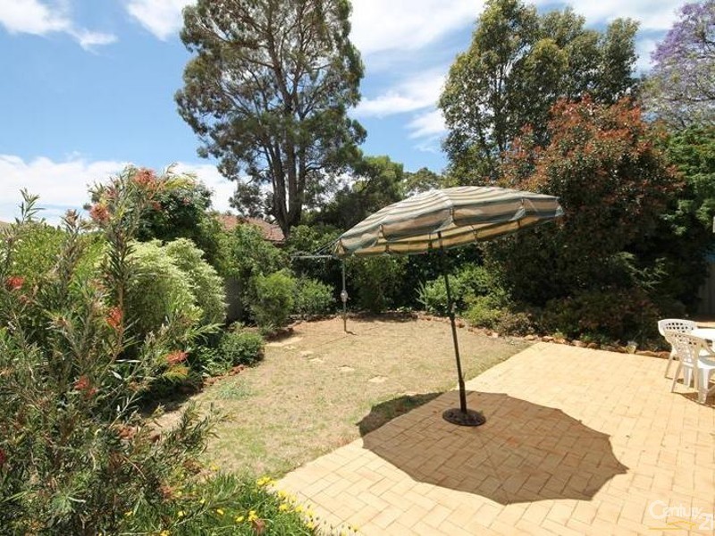 15 Sherbourne Way, Armadale WA 6112