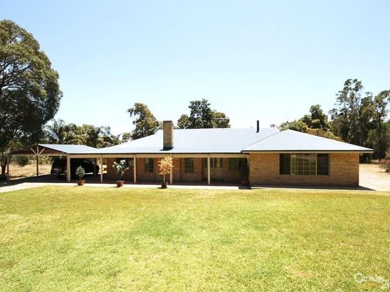 3 Stevens Road, Bedfordale WA 6112