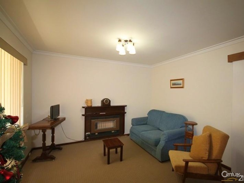 9 Reeves Court, Kelmscott WA 6111