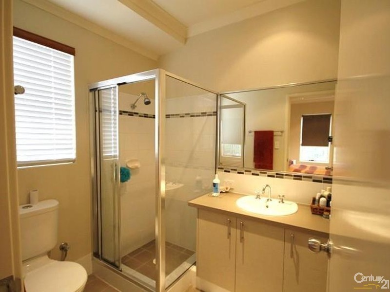 6c Bluestone Loop, Piara Waters WA 6112