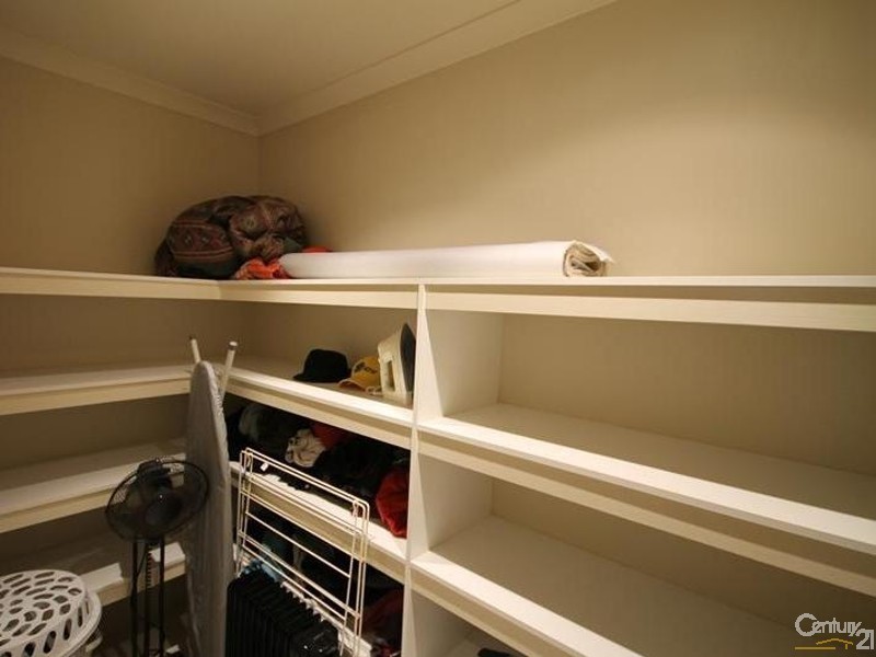 6c Bluestone Loop, Piara Waters WA 6112