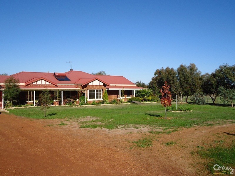 31 Highbury Road West, Narrogin WA 6312