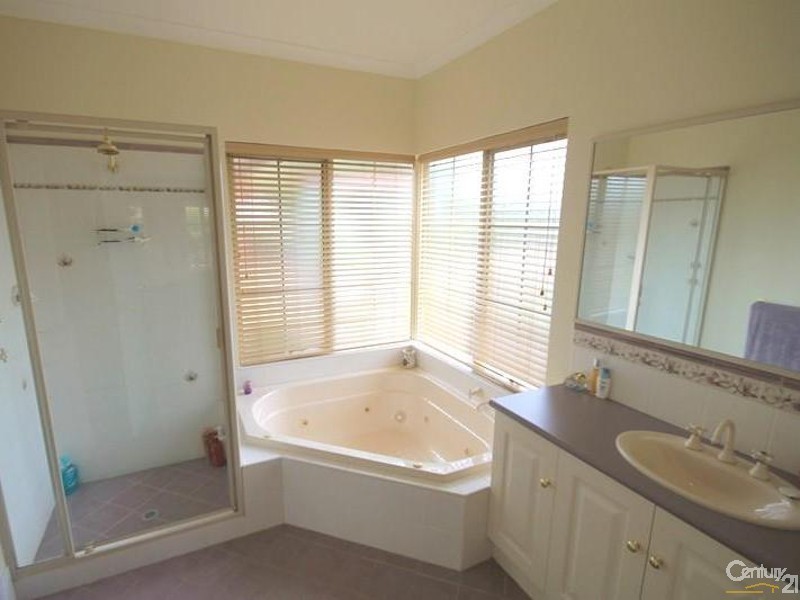 31 Highbury Road West, Narrogin WA 6312